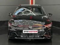 Nuevo VW Golf VIII GTI 325 CV (239 kW) 2026 Negro Berlina