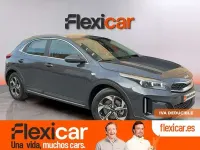 Usado Kia XCeed 101 CV (74 kW) 2024 Gris SUV