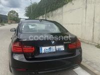 Käytetty BMW 320 Efficient Dynamics 163 HP (119 kW) 2013 Musta Sedan