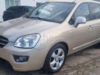 Usado Kia Carens 140 CV (102 kW) 2008 Beige Monovolumen