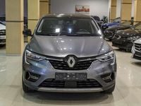 Käytetty Renault Arkana Techno 140 HP (102 kW) 2023 Harmaa Katumaasturi