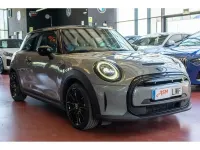 Usado Mini Cooper SE 135 kW (184 CV) 2022 Gris Utilitario