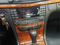 Usado Mercedes E200 Elegance 163 CV (119 kW) 2007 Beige Berlina