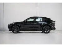 Nuevo Aston Martin DBX 707 707 CV (519 kW) 2025 Jet black SUV