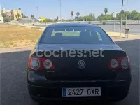 Usado VW Passat 140 CV (102 kW) 2010 Negro Berlina