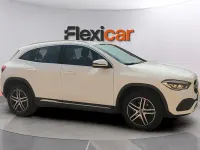 Usado Mercedes GLA200 150 CV (110 kW) 2021 Blanco SUV