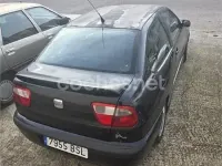 Usado Seat Cordoba Sport 90 CV (66 kW) 2002 Negro Berlina