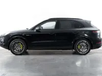 Usado Porsche Cayenne E-Hybrid 462 CV (339 kW) 2019 Negro SUV