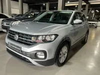 Usado VW T-Cross Advance 95 CV (69 kW) 2019 Gris / plata SUV