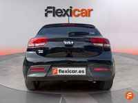 Usado Kia Rio 100 CV (73 kW) 2023 Negro