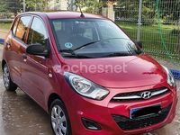 Usado Hyundai i10 Comfort 85 CV (62 kW) 2012 Rojo Utilitario