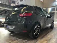 Usado Renault Clio IV Expression 90 CV (66 kW) 2013 Negro Berlina