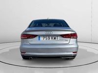 Usado Audi A3 117 CV (86 kW) 2018 Gris Berlina