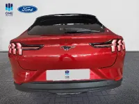 Usado Ford Mustang Mach-E 197 kW (269 CV) 2023 Rojo lucid (metalizado) SUV