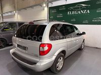 Usado Chrysler Voyager 150 CV (110 kW) 2007 Gris Monovolumen