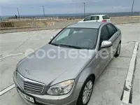 Usado Mercedes C220 Classic 170 CV (125 kW) 2007 Gris / plata Familiar