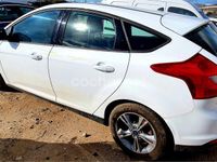 Usado Ford Focus Trend 125 CV (91 kW) 2014 Blanco Berlina