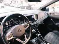 Usado VW Taigo R-line 110 CV (80 kW) 2022 Gris / plata SUV