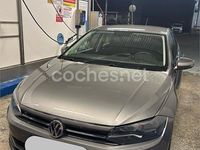 Usado VW Polo 75 CV (55 kW) 2017 Gris / plata Berlina