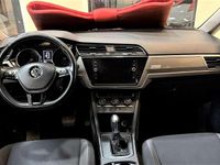 Usado VW Touran Advance 116 CV (85 kW) 2019 Blanco Monovolumen