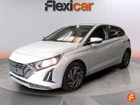 Usado Hyundai i20 84 CV (61 kW) 2024 Gris Utilitario