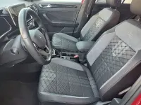 Usado VW T-Roc R-line 150 CV (110 kW) 2023 Rojo SUV