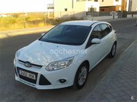 Usado Ford Focus Trend 115 CV (84 kW) 2013 Blanco Berlina