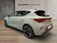 Usado Cupra Leon 150 CV (110 kW) 2025 Gris / plata Berlina