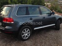 Usado VW Touareg 220 CV (161 kW) 2004 Negro SUV