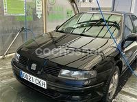 Usado Seat Leon Stella 90 CV (66 kW) 2003 Negro Utilitario