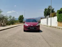 Usado Ford Fiesta Titanium 90 CV (66 kW) 2008 Granate Utilitario