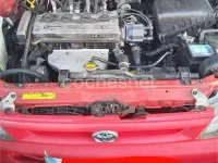 Usado Toyota Corolla Terra 110 CV (80 kW) 1996 Rojo Berlina