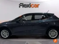 Usado Seat Ibiza 110 CV (80 kW) 2024 Gris Utilitario