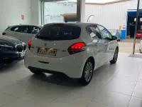 Usado Peugeot 2008 Style 82 CV (60 kW) 2016 SUV