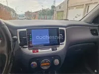 Usado Kia Rio EX 110 CV (80 kW) 2007 Rojo Berlina