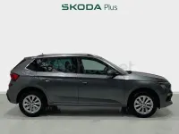 Usado Skoda Kamiq Selection 115 CV (84 kW) 2025 Gris SUV
