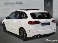 Usado Mercedes B180 AMG line 116 CV (85 kW) 2023 Blanco Monovolumen