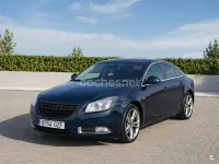Usado Opel Insignia Sport 220 CV (161 kW) 2011 Azul Berlina
