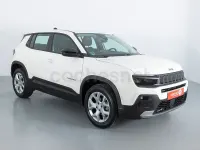Usado Jeep Avenger Altitude 100 CV (73 kW) 2025 Blanco SUV