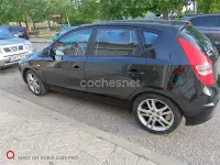 Usado Hyundai i30 Sport 126 CV (92 kW) 2010 Negro Berlina
