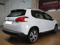 Usado Peugeot 2008 Allure 120 CV (88 kW) 2016 Blanco SUV