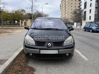Usado Renault Scénic II Privilege 120 CV (88 kW) 2004 Negro Monovolumen