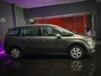 Usado Citroën Grand C4 Picasso Feel 120 CV (88 kW) 2016 Gris / plata Monovolumen