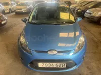 Usado Ford Fiesta Trend 70 CV (51 kW) 2010 Azul Berlina