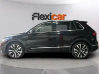 Usado VW Tiguan R-line 200 CV (147 kW) 2021 Negro SUV