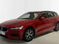 Usado Volvo V60 Core 2025 Rojo Familiar