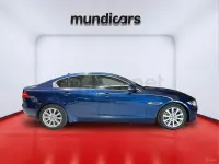 Usado Jaguar XE Pure 181 HP (133 kW) 2015 Azul Sedan