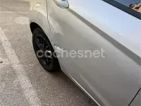 Usado Ford Fiesta Trend 82 CV (60 kW) 2016 Gris / plata Utilitario