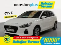 Usado Hyundai i30 120 CV (88 kW) 2018 Blanco Berlina