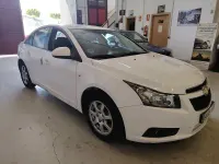 Usado Chevrolet Cruze LT 150 CV (110 kW) 2010 Blanco Berlina